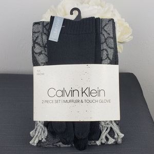 CALVIN KLEIN MUFFLER AND TOUCH GLOVE SET